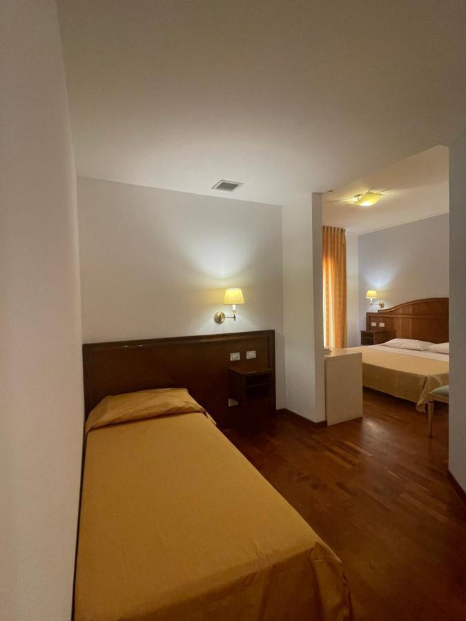 Hotel La Lampara Reggio di Calabria Exterior photo