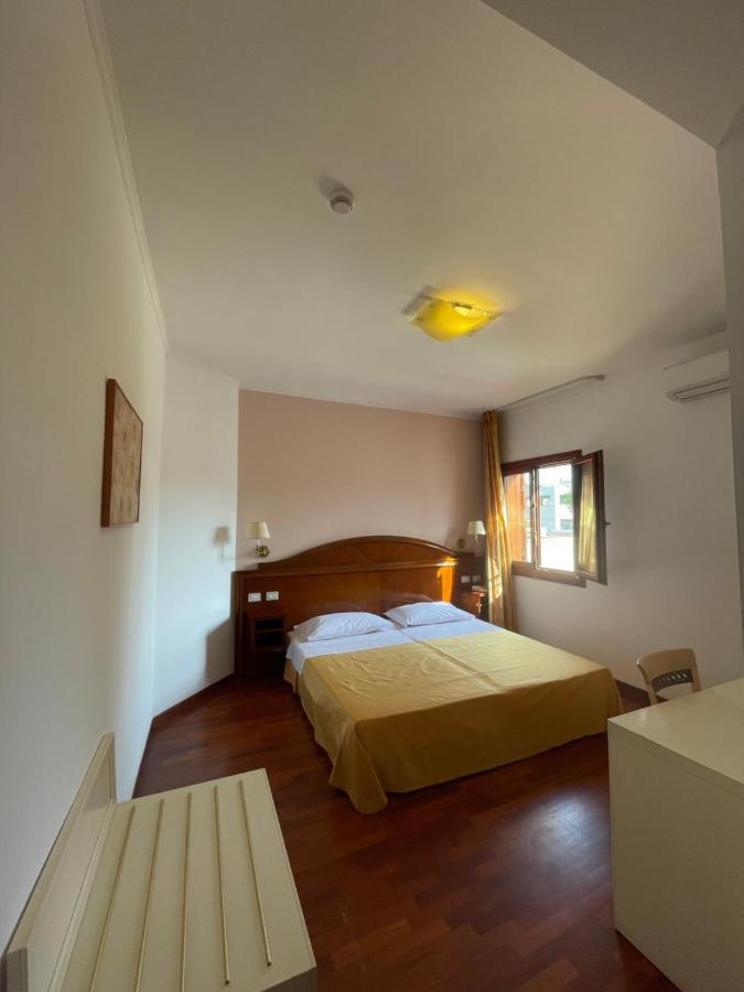Hotel La Lampara Reggio di Calabria Exterior photo